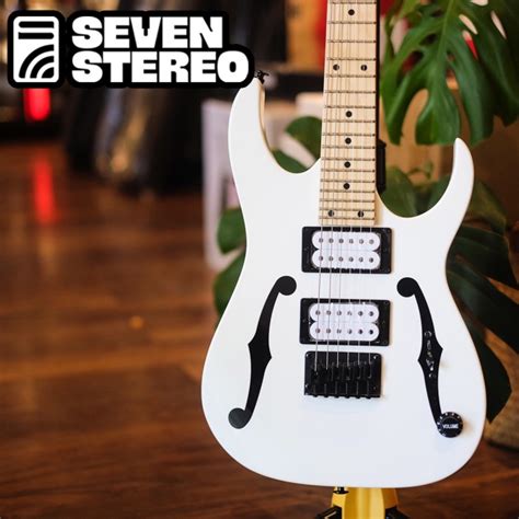 Jual Ibanez PGMM31 WH Paul Gilbert Signature MiKro Electric Guitar ...