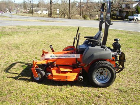 Husqvarna Lz5227 Commercial Zero Turn Mower