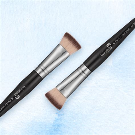 Flat Contour Brush for Cheek & Jawline - London Prime Cosmetics