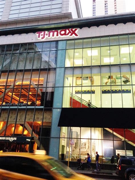 Shopping with TJMaxx on Michigan Ave