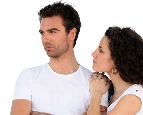 Top 5 mistakes that can ruin new love | Femina.in