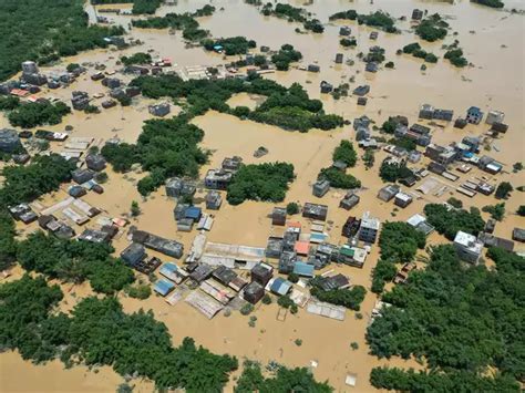 China floods | China heatwaves : Huge floods and heatwaves in China ...
