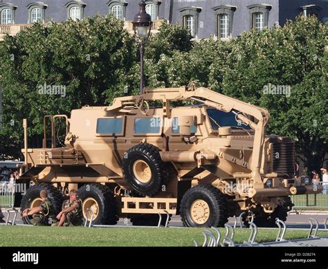 Buffalo MRAP ( Mine Resistant Ambush Protected Vehicle ) military ...