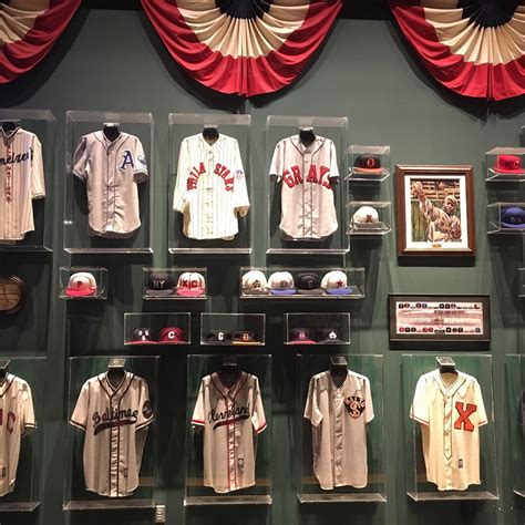 NEGRO LEAGUES BASEBALL MUSEUM (2025) All You Need to Know BEFORE You Go ...