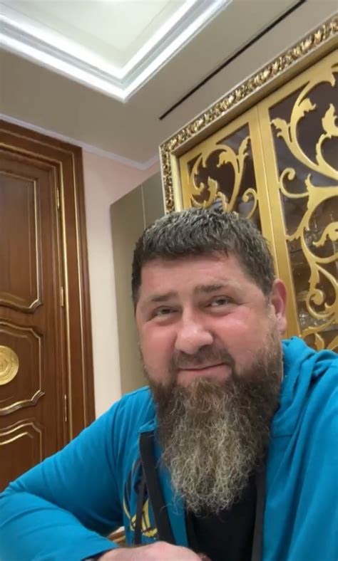 Рамзан Кадыров болен? Что происходит с главой Чечни? - BBC News Русская ...