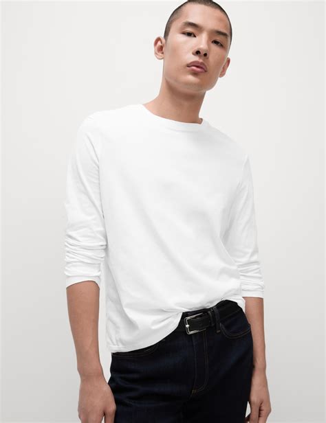 Men’s Long-Sleeved T-Shirts at M&S