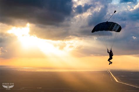 5 Things to Ask Before Downsizing - Skydivemag