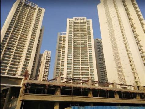 Cloud 36 Ghansoli Rent - WITHOUT BROKERAGE Semi-furnished 3 BHK Rental ...