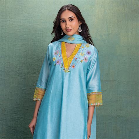 Buy Designer Clothes for Women in India - Kahani Lush