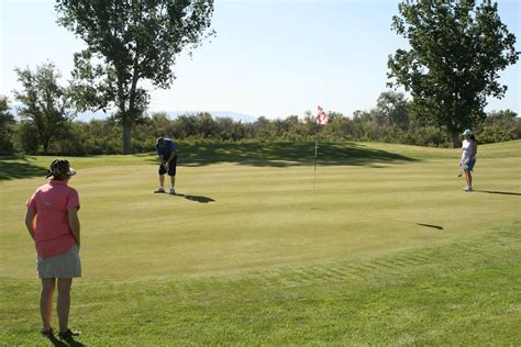 Golfing 的图像结果