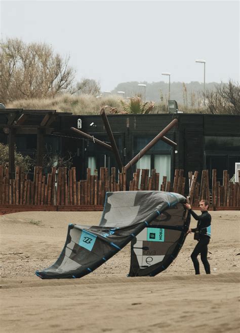 Wind Foiling 的图像结果