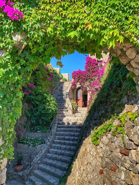 Capri Villa on Spectacular Clifftop, Amalfi Coast, Italy– Icon Private ...
