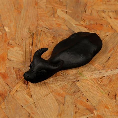 Amalfiee Handmade Terracotta Small Bull Sculpture - Amalfiee Ceramics