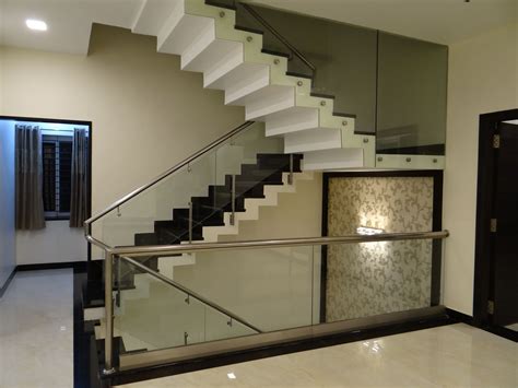 12 Staircases for Small Indian Homes | homify
