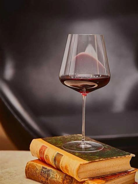 The Sommelier's Guide to the Top 8 Bordeaux Wine Glasses for Red Wine ...