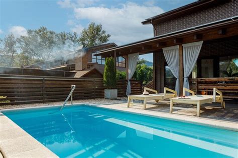TEREM U REKI (Kamennomostsky) - Cottage Reviews & Photos - Tripadvisor