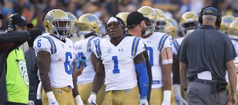 4 UCLA football players in contention for 5 NCAA awards - Daily Bruin