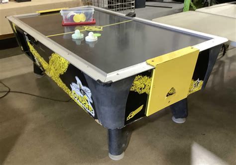 Lot - Dynamo Air Hockey Table
