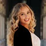 Gwendolyn - Grammar teacher - ₹7175/h