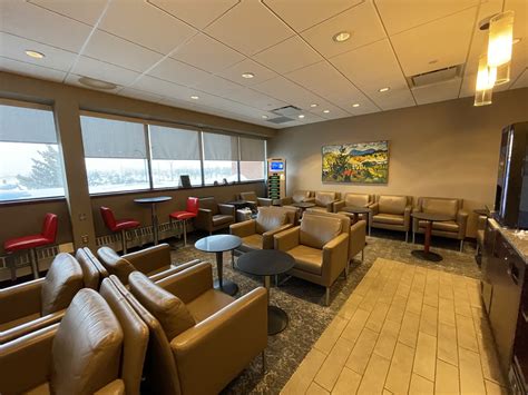 Lounge Review: Air Canada Maple Leaf Lounge - Regina International ...