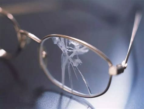 眼镜片磨损、划伤、脱膜、变黄，有没有办法维修翻新抛光？_镀膜