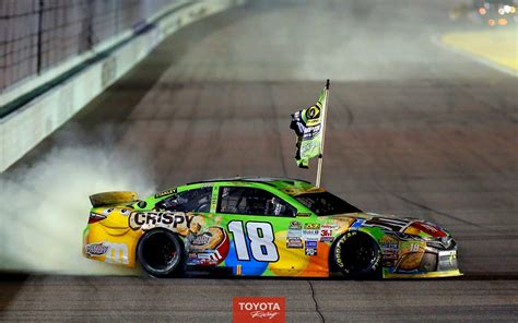 Kyle Busch Nascar Wallpaper - Pemudi w