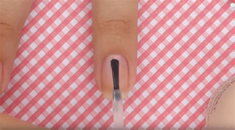 Ombre Nails Tutorial 的图像结果