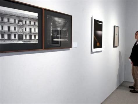 Dieciocho fotógrafos reinterpretan la obra 'Mallorca' de Humberto Rivas