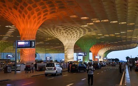 India’s airports scrap paper arrival forms
