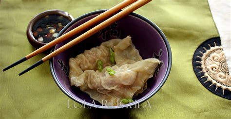 Steamed Pork Dumplings with Dipping Sauce – Lola Rugula
