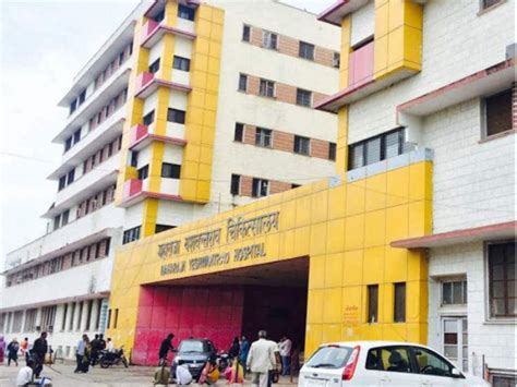 Indore's MY Hospital’s night shifts run by imposters: 15 fake staff ...