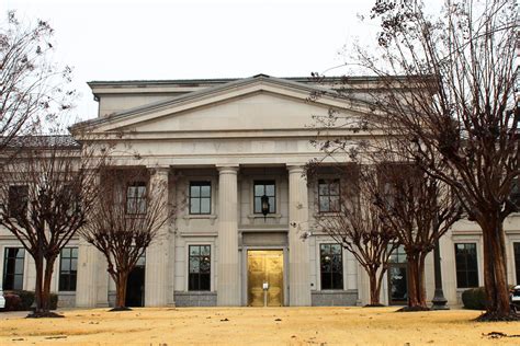 Arkansas Supreme Court authorizes judge suspensions, orders cooperation ...