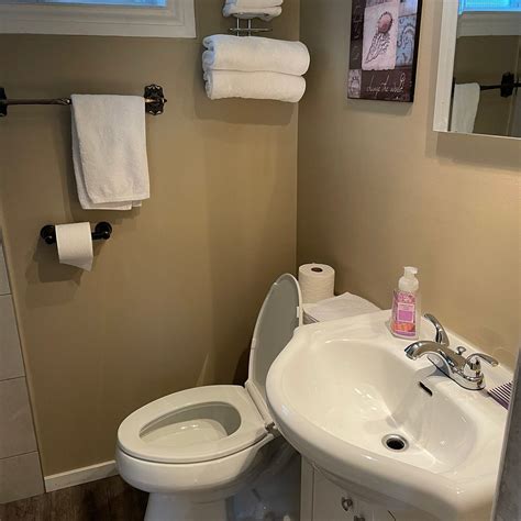 PINECREST MOTEL (Nipigon, Ontario) - Motel Reviews, Photos, Rate ...