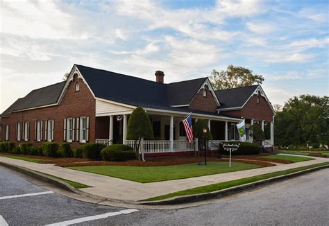 JC Harwell & Son Funeral Home - Home