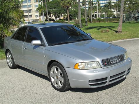 Audi S4 2001