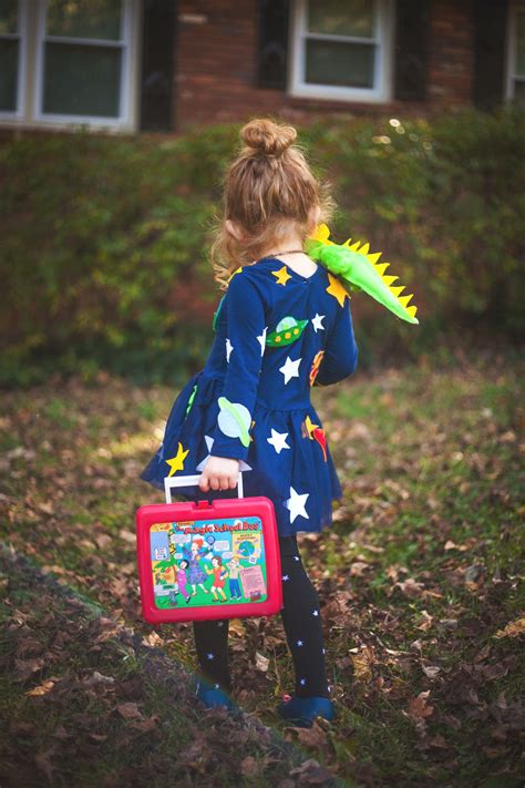 Olive's Mrs. Frizzle Costume that mommy made! Add Liz the lizard, space ...