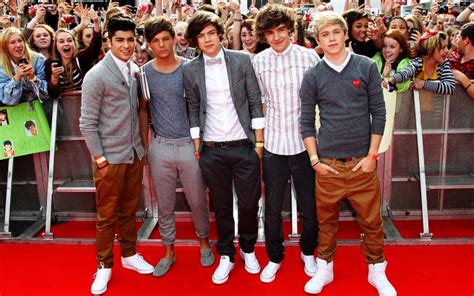 One Direction Red Carpet 的图像结果