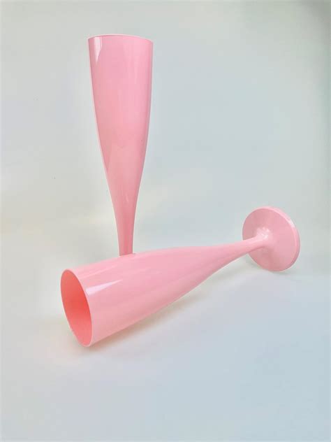 Regalzone ™ Pink Champagne Flutes Glasses 160ml - Smart and Elegant ...