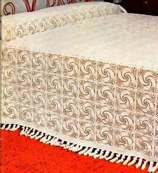 copriletti all uncinetto lavori con l uncinetto coperta con girandole schemi copriletti all uncinetto lavori con l uncinetto coperta con girandole schemi