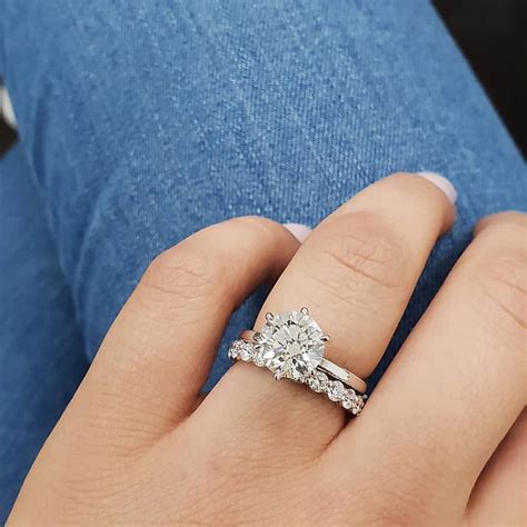 engagement rings under 3000