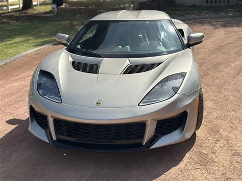 Driving Purity: The 2017 Lotus Evora 400 | en.wheelz.me