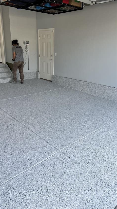 Polyaspartic Garage Floor Coating/finished garage walls. : r/garageporn