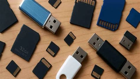 स्मार्टफोन के बाद अब Pen Drive, मेमोरी कार्ड की भी बढ़ी कीमतें, क्या AI ...
