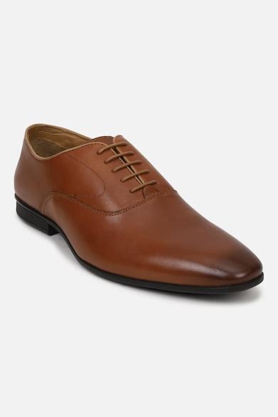Buy Men Brown Formal Shoes Online - 940407 | Van Heusen
