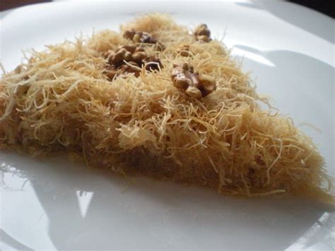 Syruped Kadaif with Walnuts - Recipe | Bonapeti.com