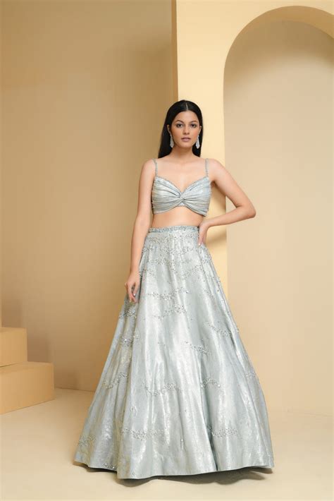 New Arrivals – Pooja Peshoria