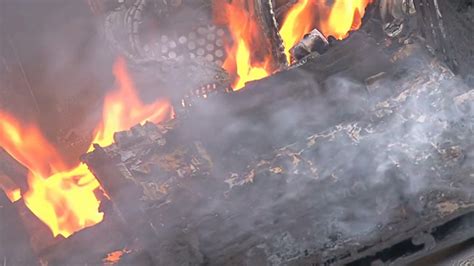 Grren Screen Computer Exploding 的图像结果