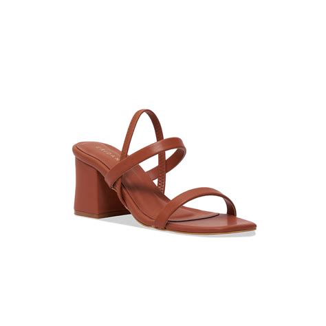Footwear for Wide Feet - Sandals for Women with Broad Feet | Eridani