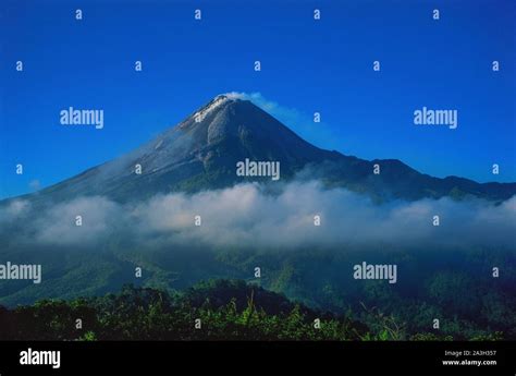 Merapi Java Volcano 的图像结果