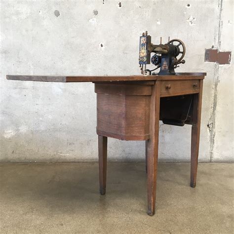 Vintage 1920's White Rotary Sewing Machine